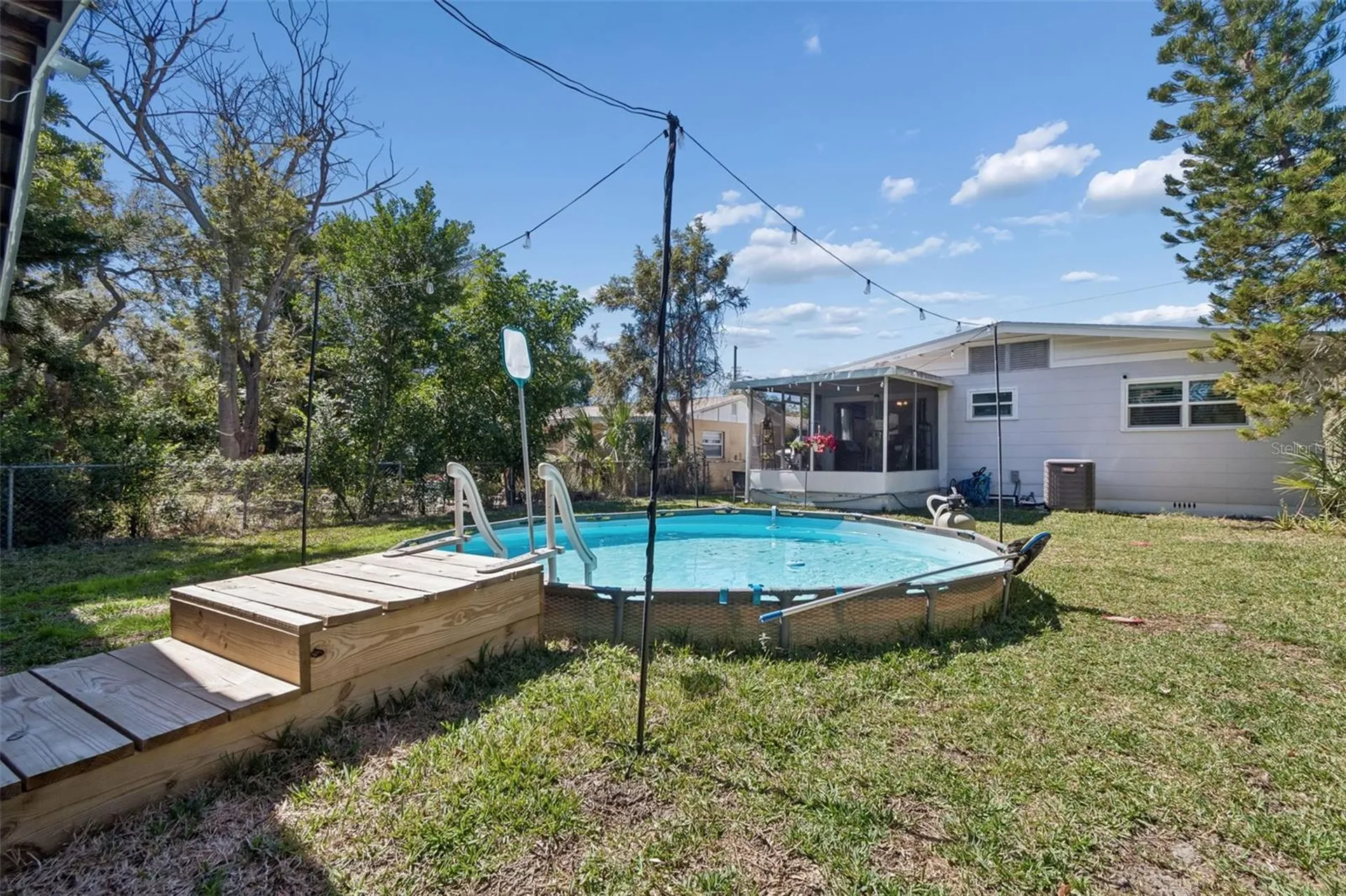 5300 6th Street S St Petersburg FL 33705