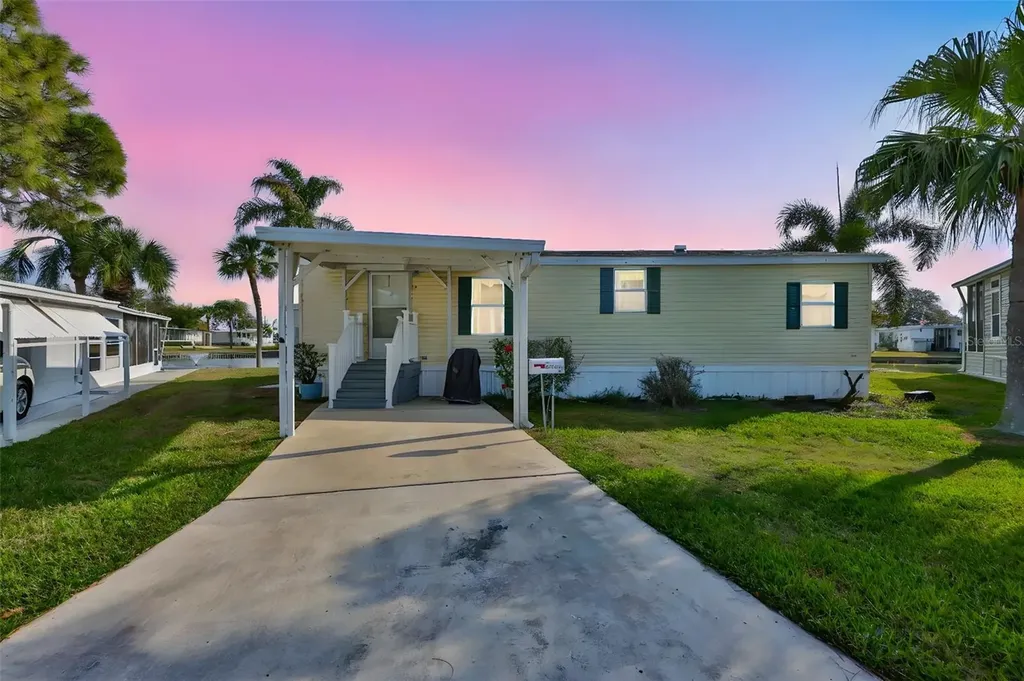 980 7th Street NW Largo FL 33770