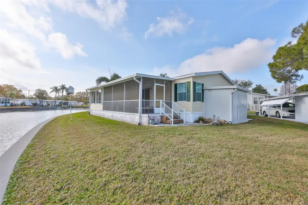 980 7th Street NW Largo FL 33770