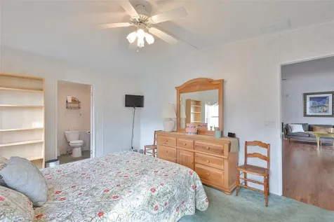 980 7th Street NW Largo FL 33770