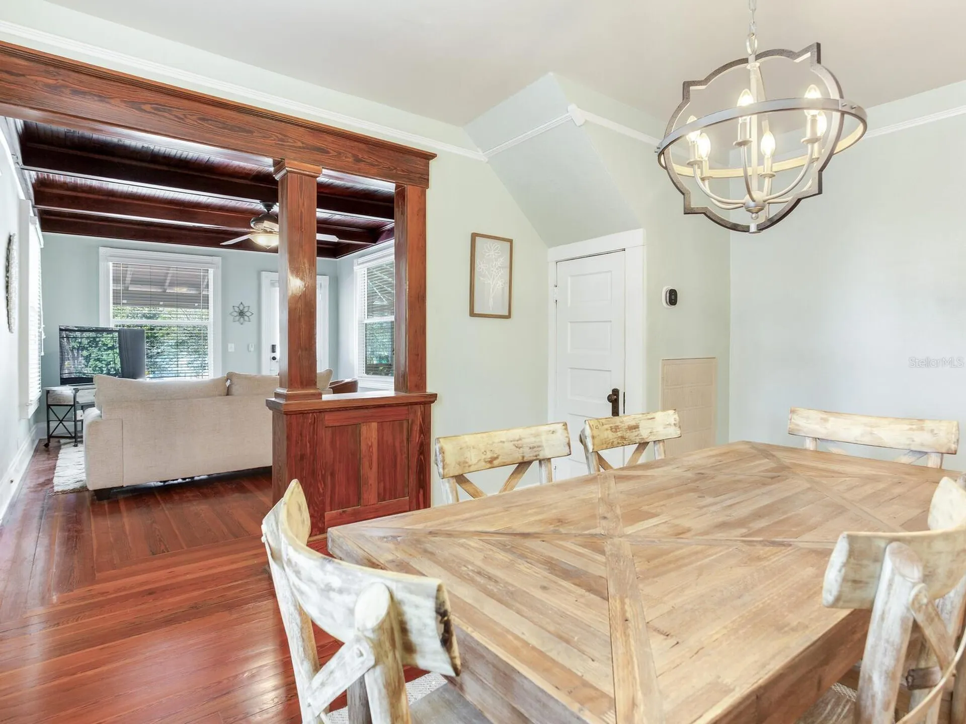 210 N Grosse Avenue Tarpon Springs FL 34689