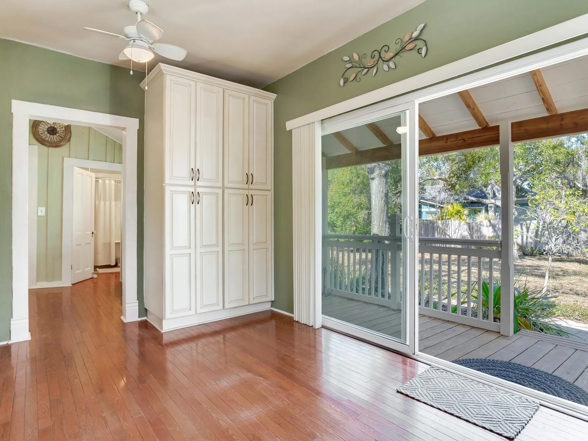 210 N Grosse Avenue Tarpon Springs FL 34689