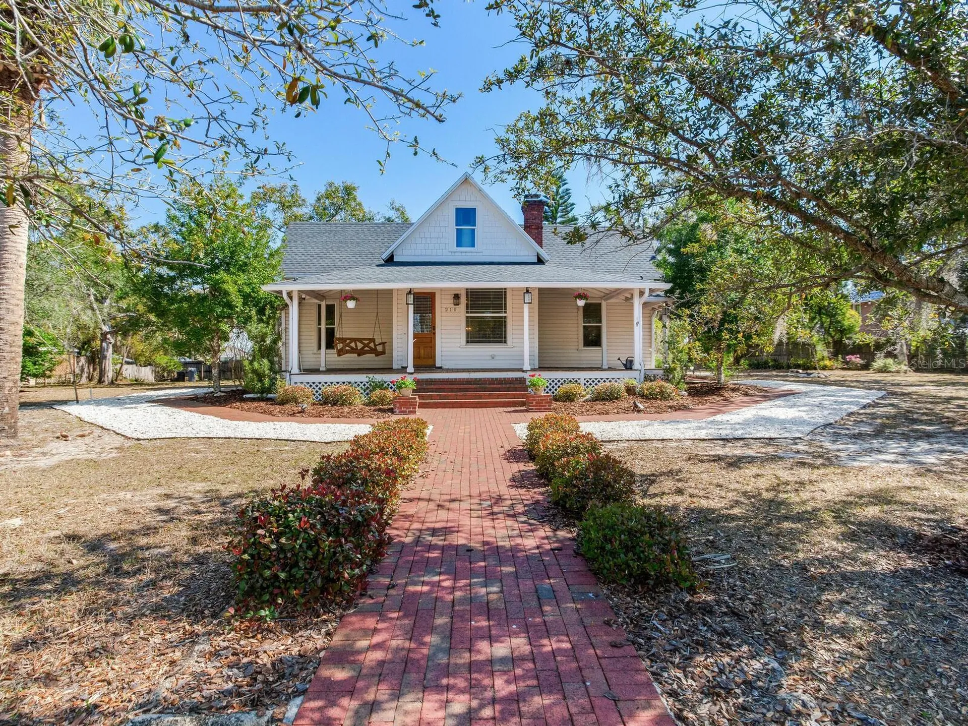 210 N Grosse Avenue Tarpon Springs FL 34689