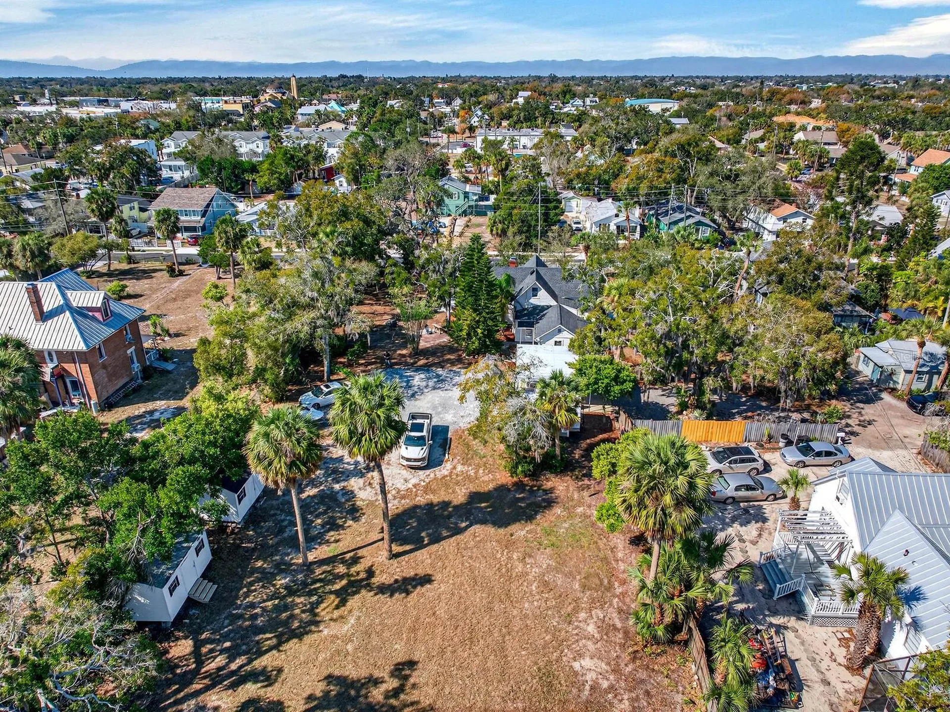 210 N Grosse Avenue Tarpon Springs FL 34689