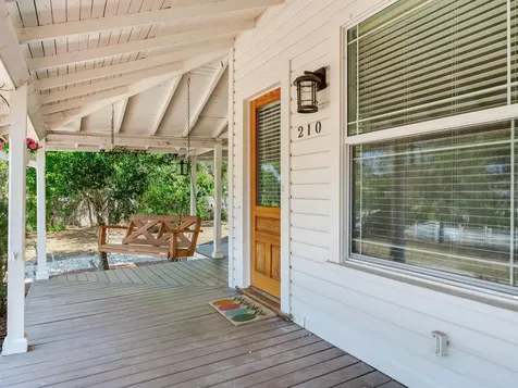 210 N Grosse Avenue Tarpon Springs FL 34689