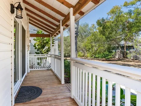 210 N Grosse Avenue Tarpon Springs FL 34689