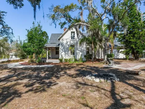 210 N Grosse Avenue Tarpon Springs FL 34689