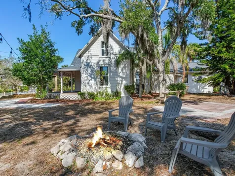 210 N Grosse Avenue Tarpon Springs FL 34689
