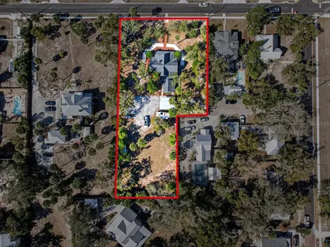 210 N Grosse Avenue Tarpon Springs FL 34689