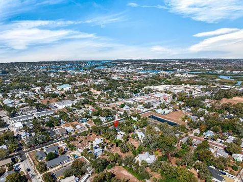 210 N Grosse Avenue Tarpon Springs FL 34689
