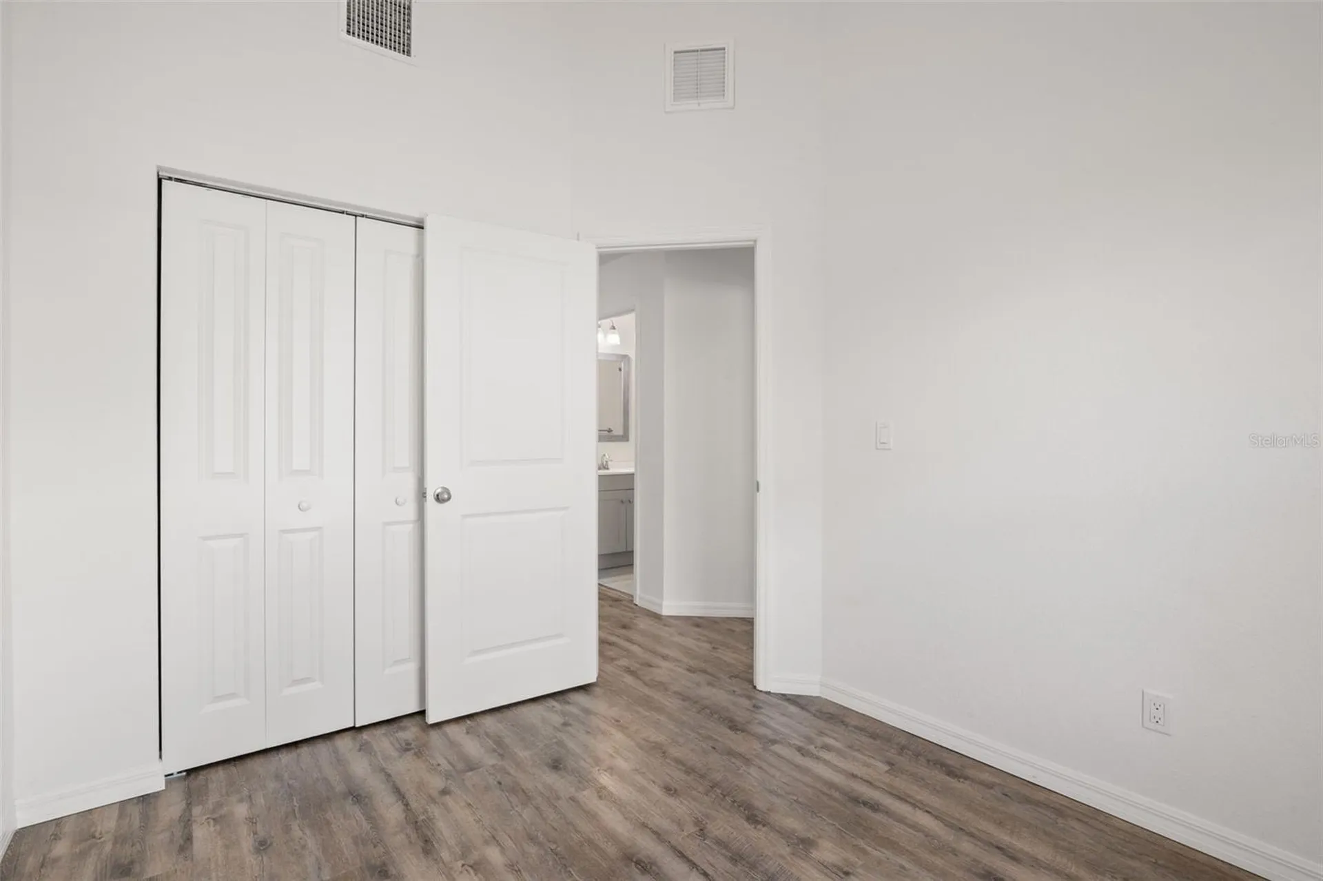 1272 Pierce Street Clearwater FL 33756