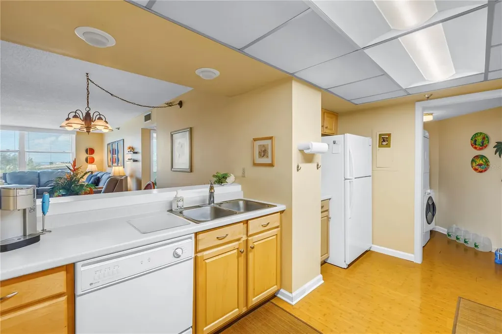 6265 Sun Boulevard St Petersburg FL 33715