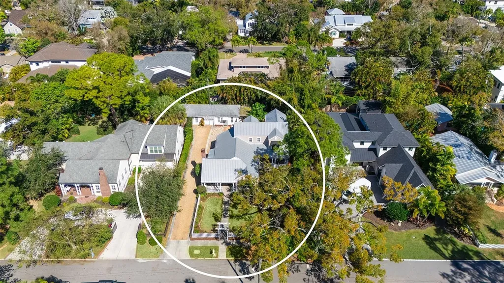 1751 Floyd Street Sarasota FL 34239