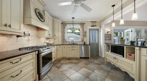 1751 Floyd Street Sarasota FL 34239