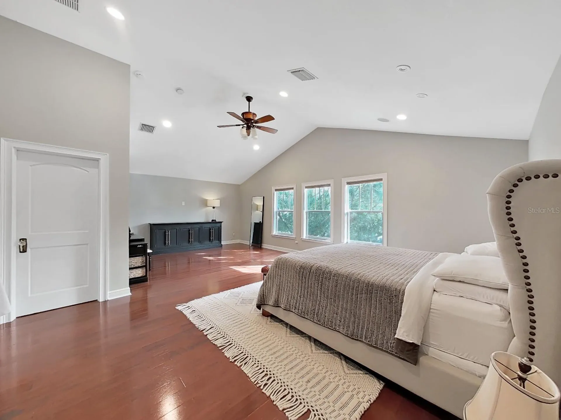 4313 W Granada Street Tampa FL 33629