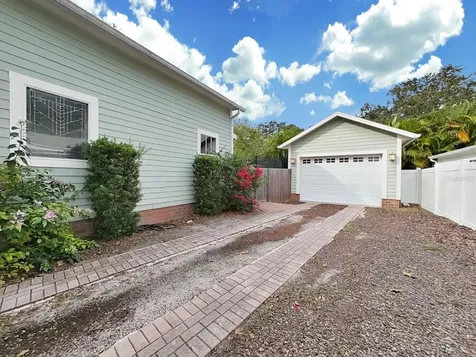 4313 W Granada Street Tampa FL 33629
