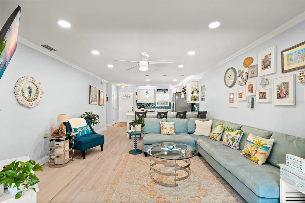 1898 Shore Drive S South Pasadena FL 33707