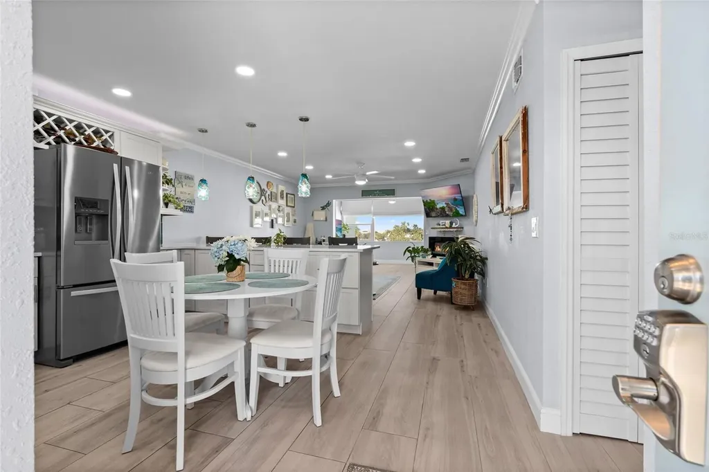 1898 Shore Drive S South Pasadena FL 33707