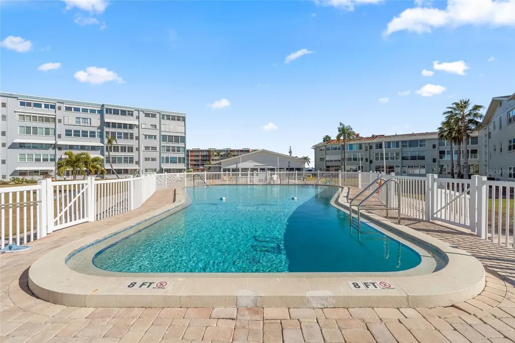 1898 Shore Drive S South Pasadena FL 33707