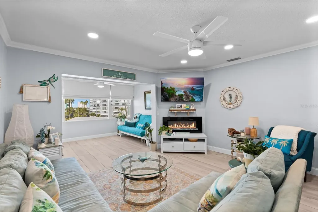 1898 Shore Drive S South Pasadena FL 33707