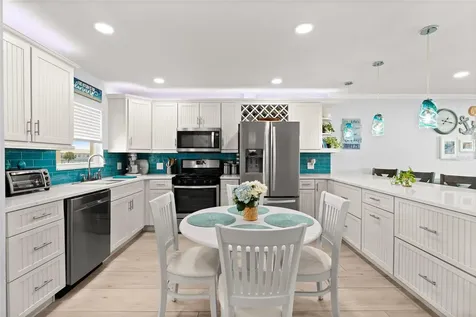 1898 Shore Drive S South Pasadena FL 33707