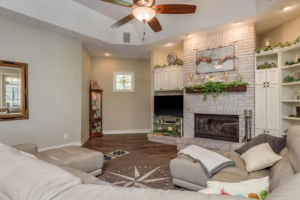 6207 Claire De Lune Court New Port Richey FL 34655