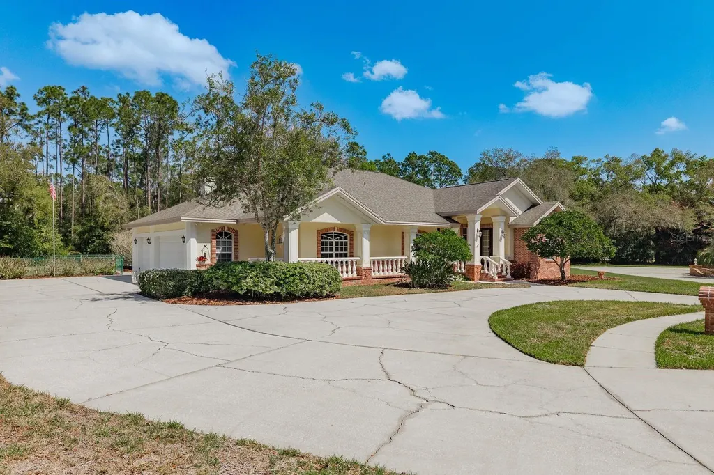 6207 Claire De Lune Court New Port Richey FL 34655