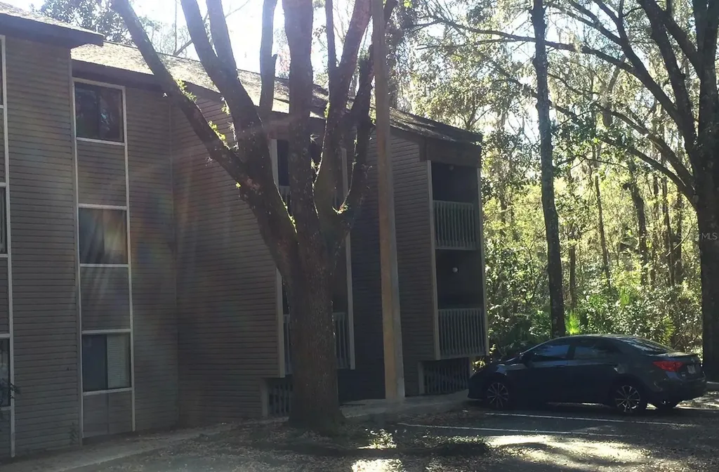 85 SE 16th Avenue Gainesville FL 32601