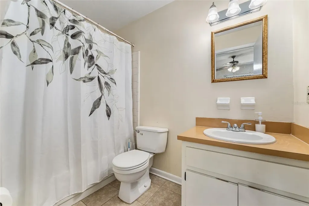 2635 SW 35 Place Gainesville FL 32608