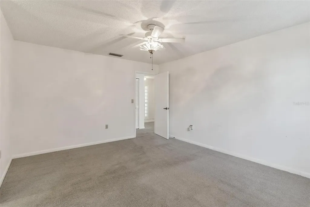 822 Dundee Circle Leesburg FL 34788