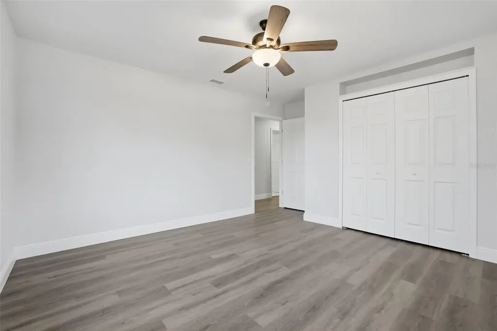 370 Sand Pine Place Geneva FL 32732