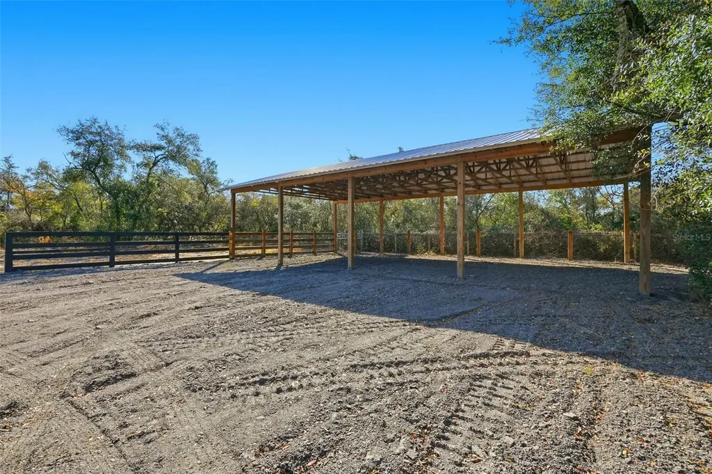 370 Sand Pine Place Geneva FL 32732