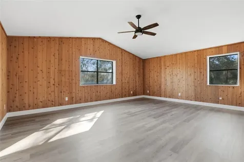 370 Sand Pine Place Geneva FL 32732