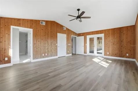 370 Sand Pine Place Geneva FL 32732