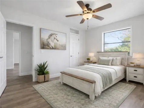 370 Sand Pine Place Geneva FL 32732