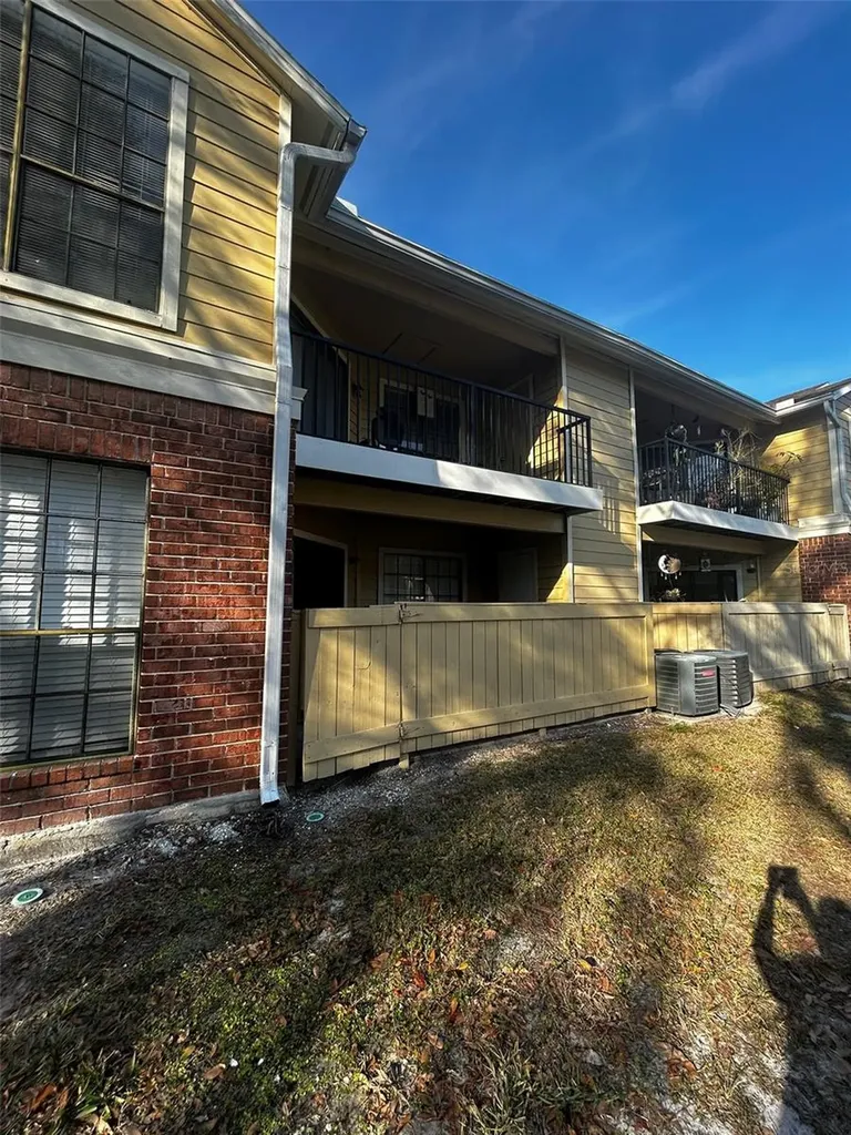 8766 Mallard Reserve Drive Tampa FL 33614