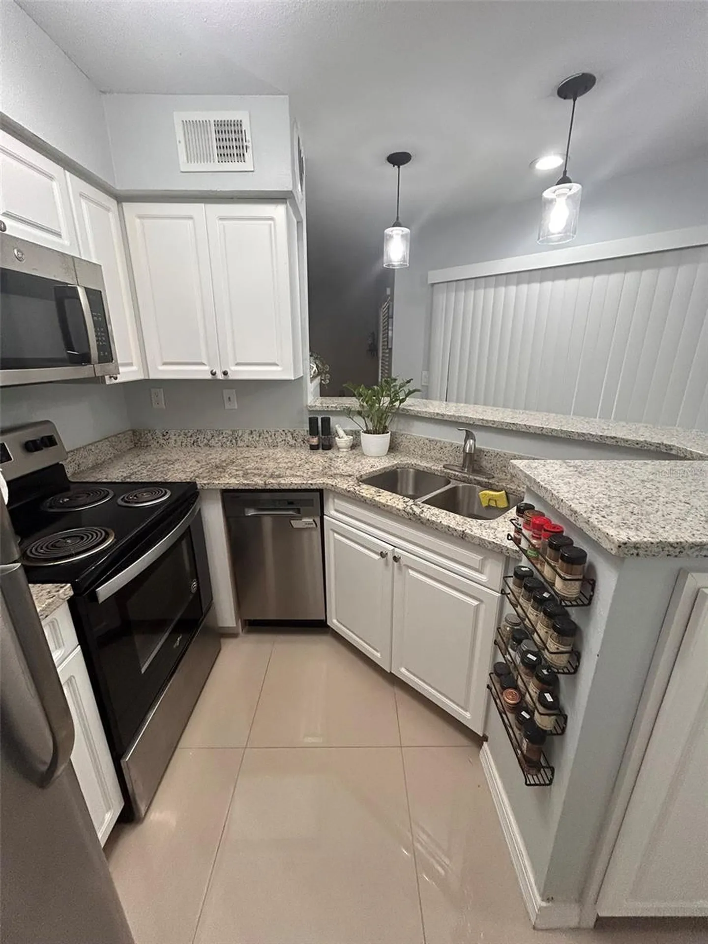 8766 Mallard Reserve Drive Tampa FL 33614