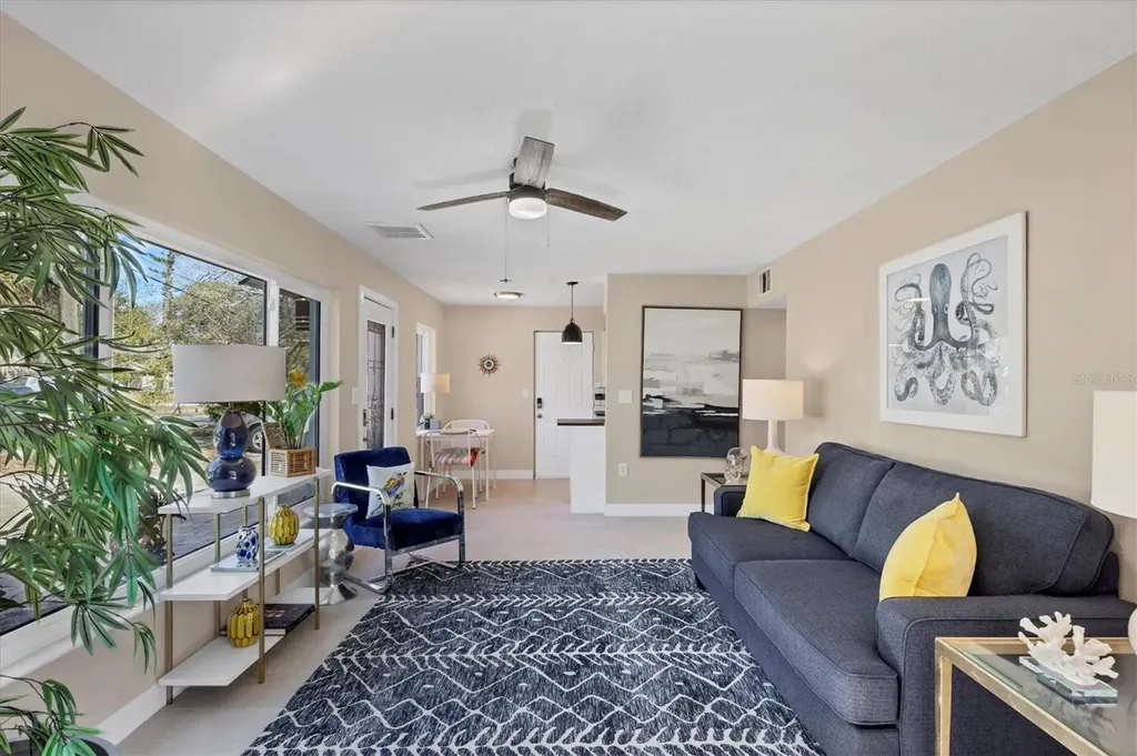 2111 Vinson Avenue Sarasota FL 34232