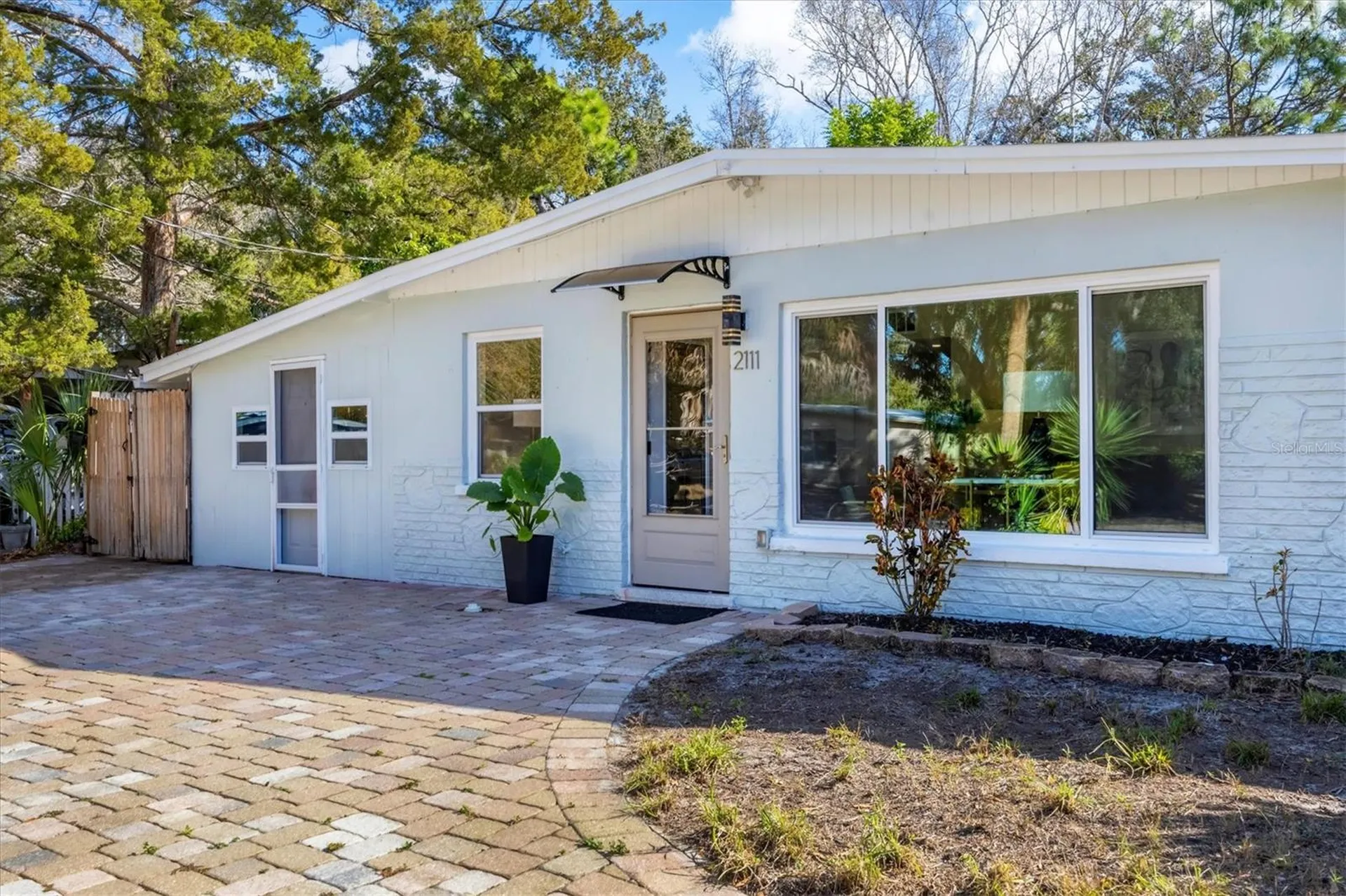 2111 Vinson Avenue Sarasota FL 34232