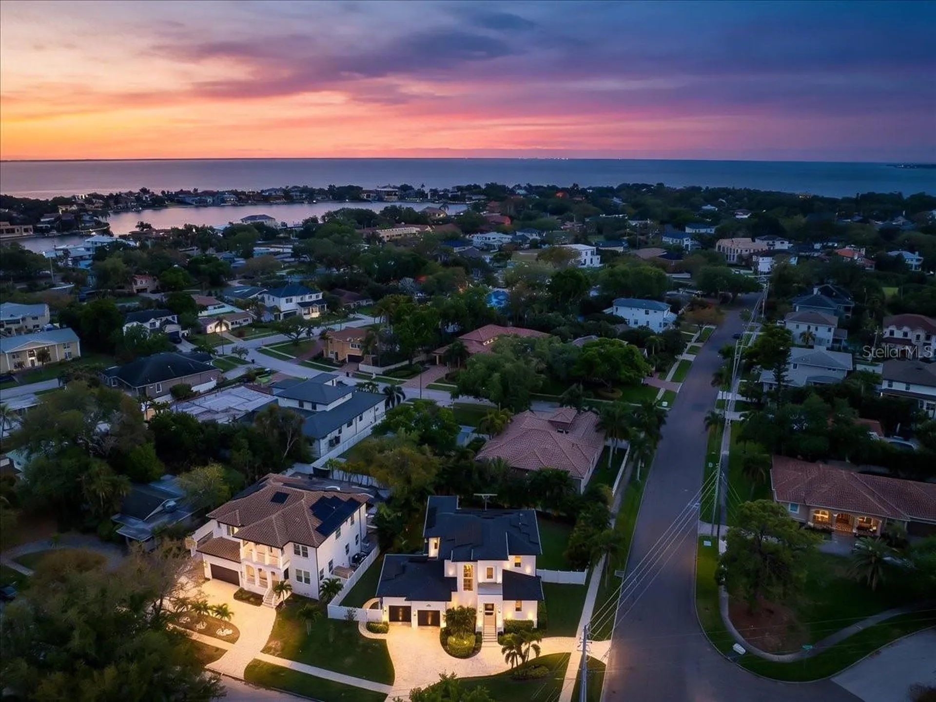 419 Bayview Drive NE St Petersburg FL 33704