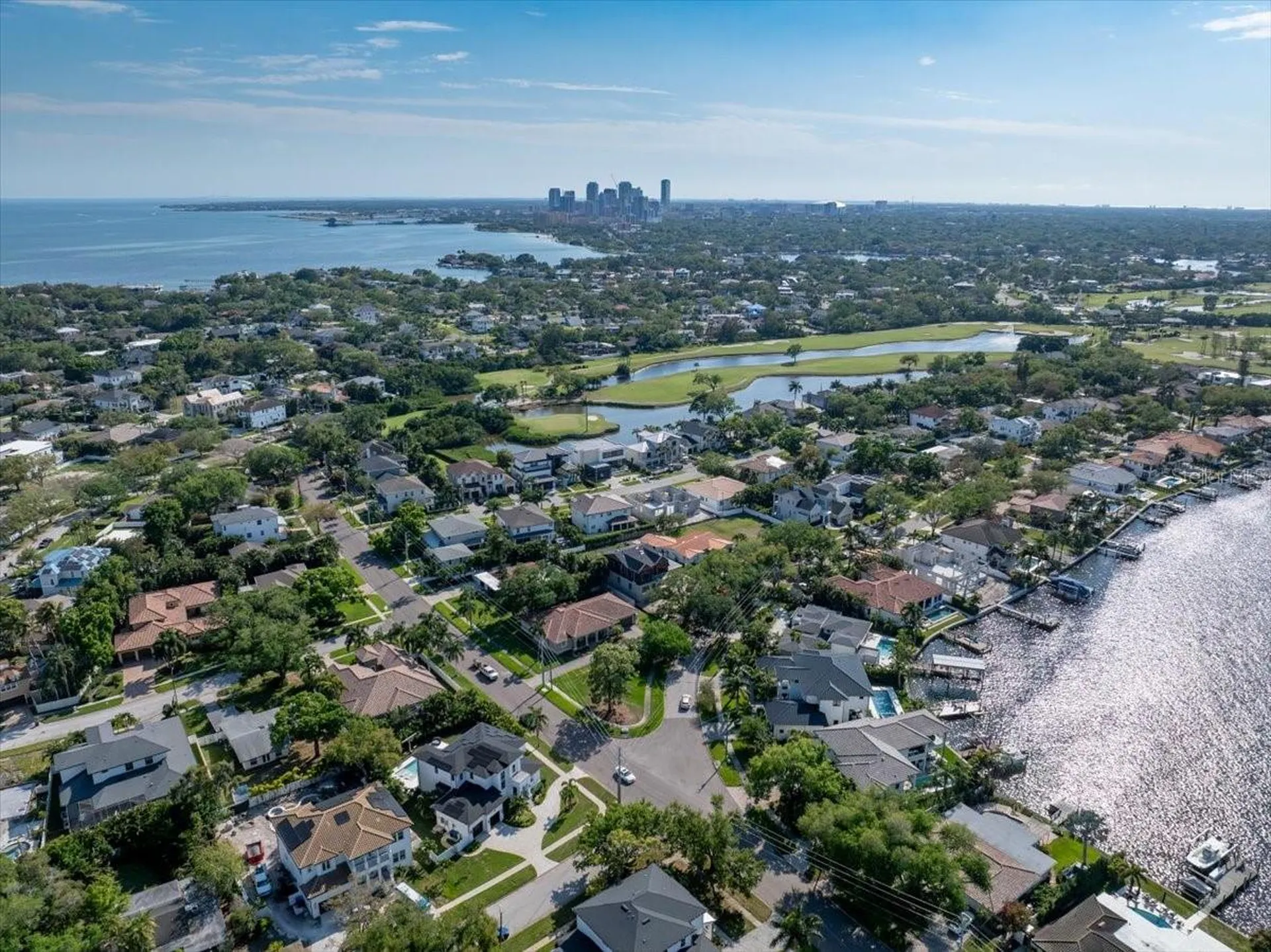 419 Bayview Drive NE St Petersburg FL 33704