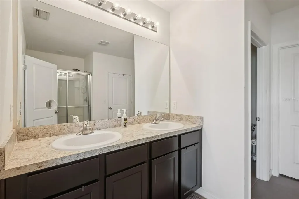 11168 Leland Groves Drive Riverview FL 33579
