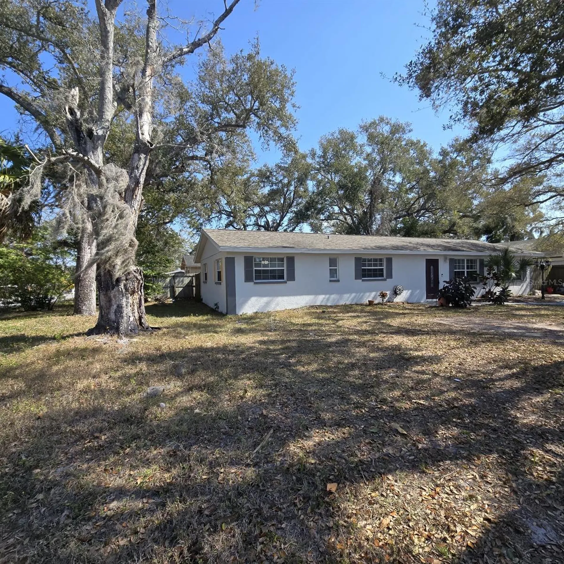 1021 Fairburn Avenue Clearwater FL 33755