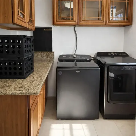 1021 Fairburn Avenue Clearwater FL 33755