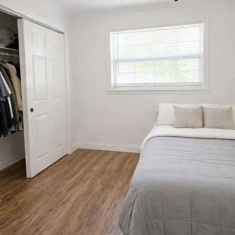 1021 Fairburn Avenue Clearwater FL 33755
