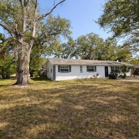 1021 Fairburn Avenue Clearwater FL 33755