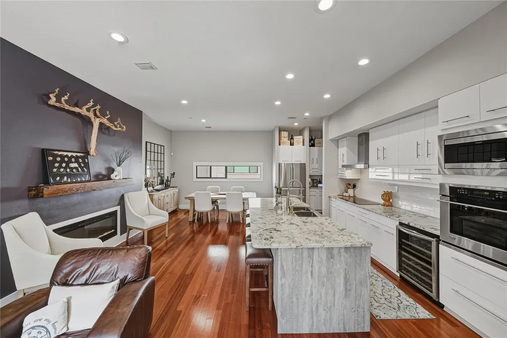3012 W Barcelona Street Tampa FL 33629