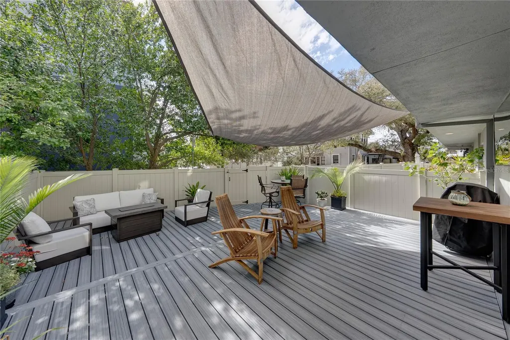 3012 W Barcelona Street Tampa FL 33629