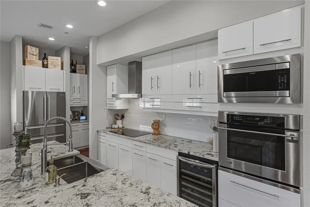 3012 W Barcelona Street Tampa FL 33629