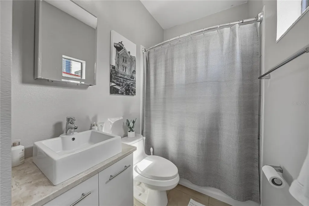 3012 W Barcelona Street Tampa FL 33629